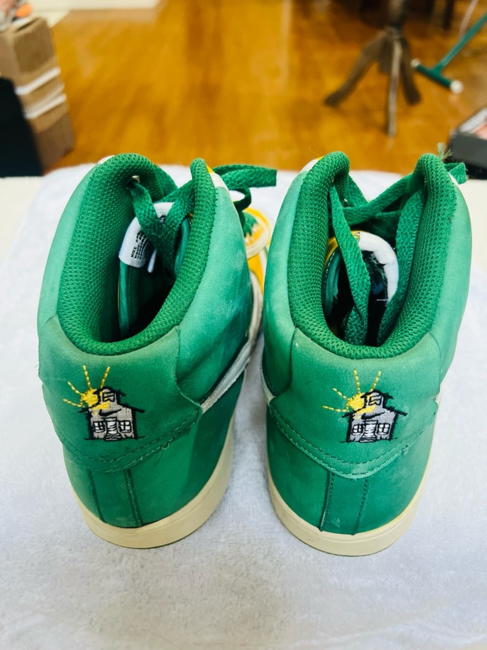 Nike Dunk Crayola Back to School Size 9.5 - Picture 7 of 9